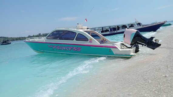 Private Speedboat Amed to Gili Trawangan – Direct Transfer with The Princess Boat