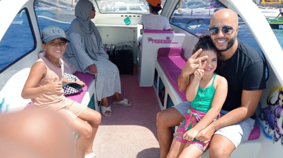 Family Adventure: Private Speedboat from Gili Trawangan to Senggigi’s Holiday Resort—A Smooth 11:30am Island Hop with VIP Transport