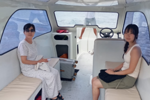 Island Hopping in Style: Our Private Speedboat Adventure from Teluk Nare to Gili Trawangan at 1 PM