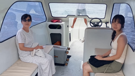 Island Hopping in Style: Our Private Speedboat Adventure from Teluk Nare to Gili Trawangan at 1 PM