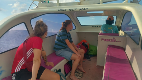 Chasing Sunset: Merel & Danique’s Relaxing Private Speedboat Ride from Teluk Nare to Gili Trawangan After a Smooth Lombok Arrival