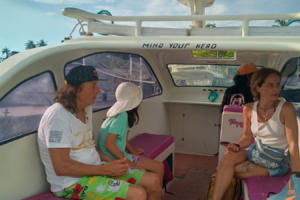Romanian Family’s Sunset Ride: Private Speedboat Adventure from Gili Air to Teluk Nare with Luggage in Tow