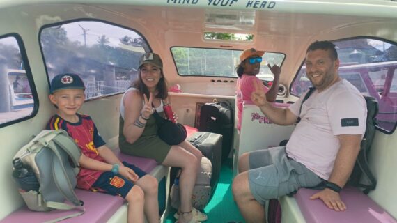 Austrian Friends’ Island Hop: Our Relaxing Private Speedboat Ride from Gili Air to Teluk Nare with Luggage in Tow