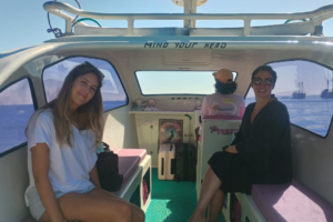 Morning Island Hopping: Martina & Lily’s Relaxing Private Speedboat Ride from Teluk Nare to Gili Air with Just Their Bags and Big Smiles