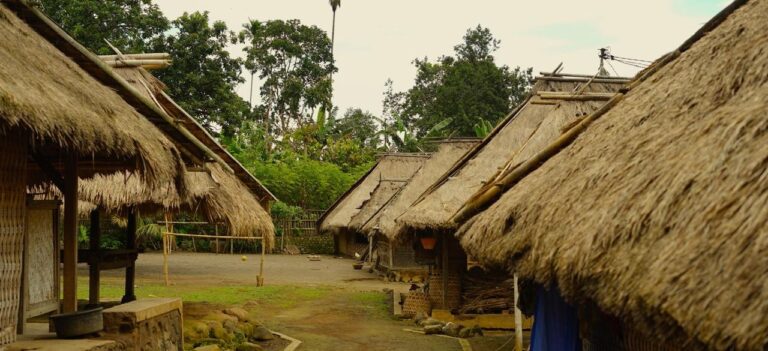 Lombok: Senaru Village, Sendang Gile, and Tiu Kelep Waterfalls